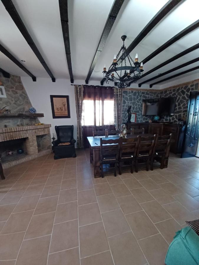 Villa Martinez Alquiler Rural Isabel Alcalá del Valle Kültér fotó