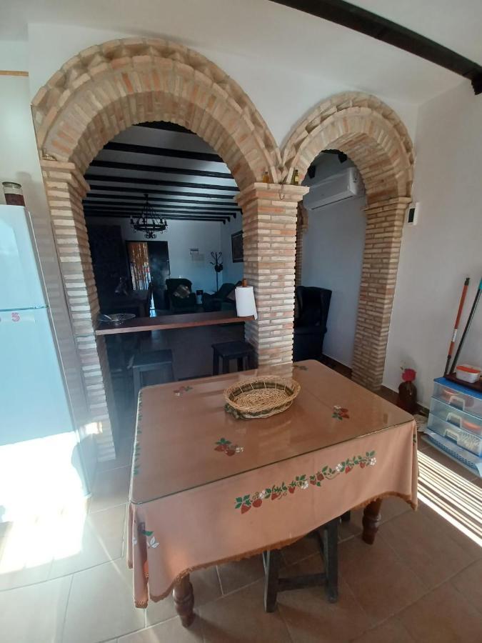 Villa Martinez Alquiler Rural Isabel Alcalá del Valle Kültér fotó